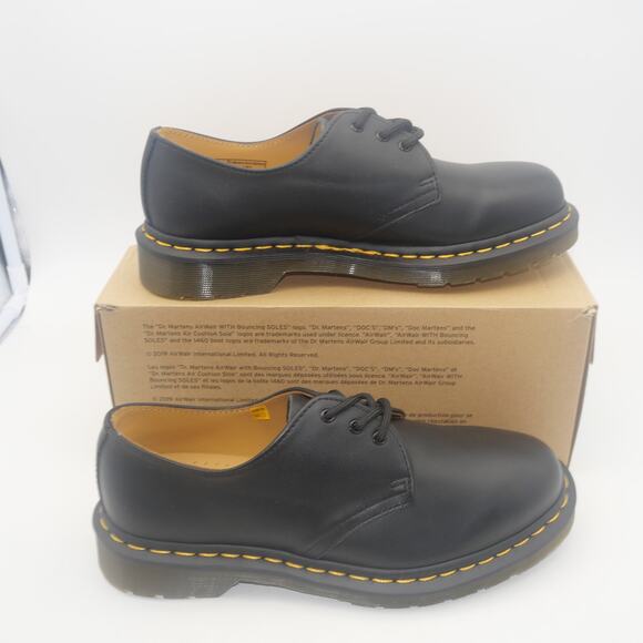 NEW Dr. Martens 1461 Shoes  Men's 7 Women's 8 Smooth Leather Oxford Black - Picture 4 of 8